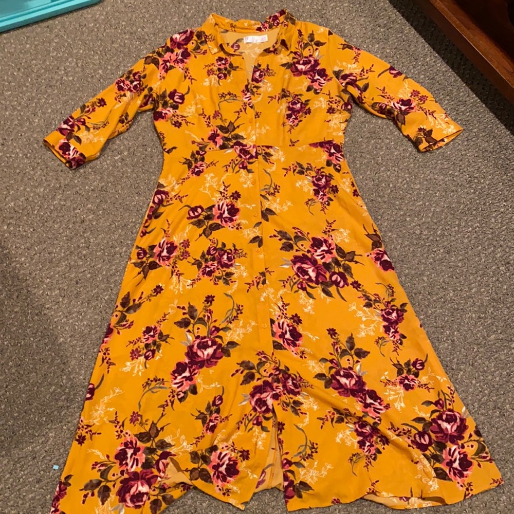 Saw east dress